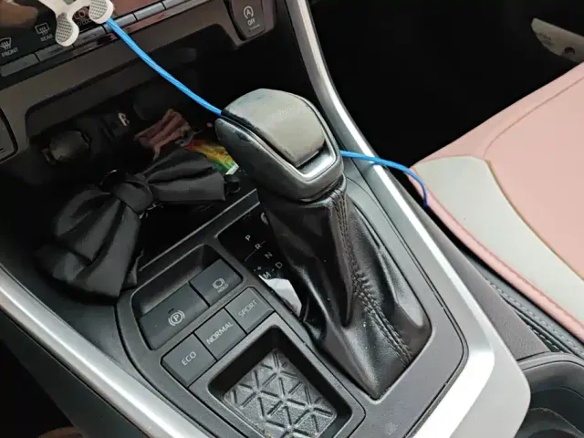 Toyota Wildlander — Фото автомобиля 16