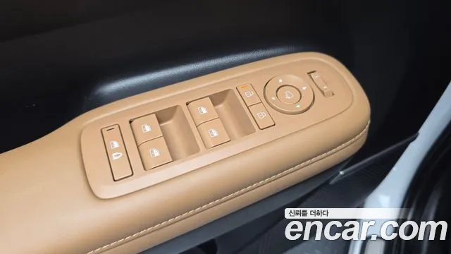 Hyundai Santa Fe — Фото автомобиля 30
