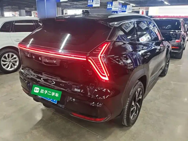 Geely Boyue L — Фото автомобиля 6