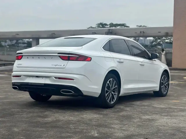 Geely Xingrui — Фото автомобиля 9