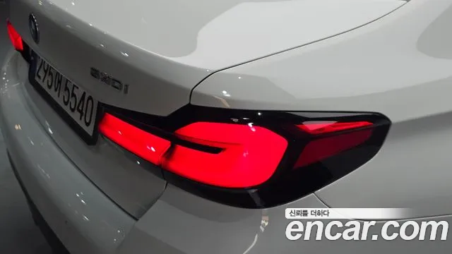 BMW 5 Series G30 — Фото автомобиля 22