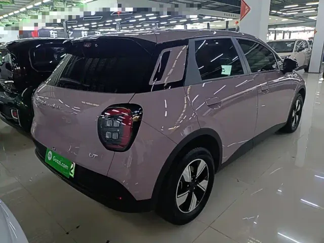 GAC Aion UT — Фото автомобиля 6