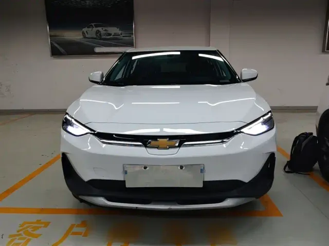 Chevrolet Menlo — Фото автомобиля 2