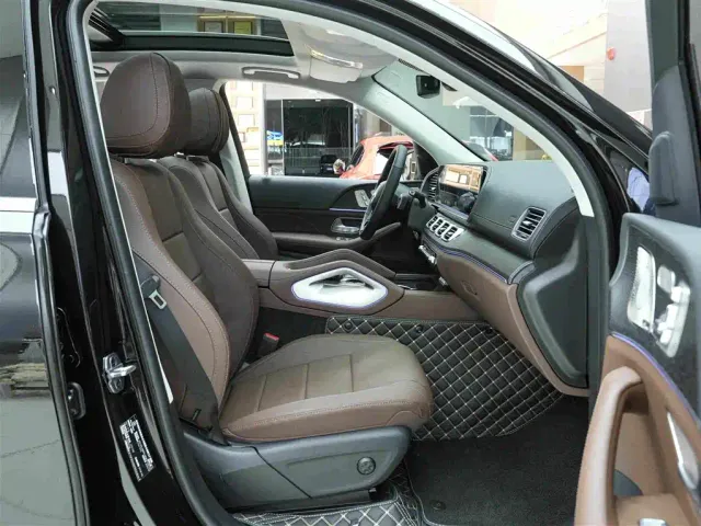 Mercedes-Benz GLE-Class — Фото автомобиля 12