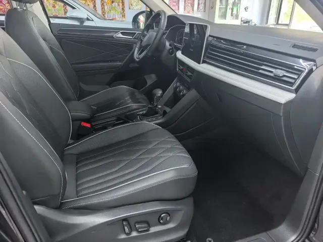 Volkswagen Tiguan L — Фото автомобиля 8