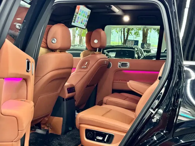 Li Auto L9 — Фото автомобиля 4
