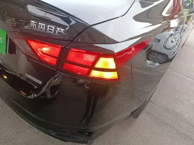 Nissan Teana — Фото автомобиля 7