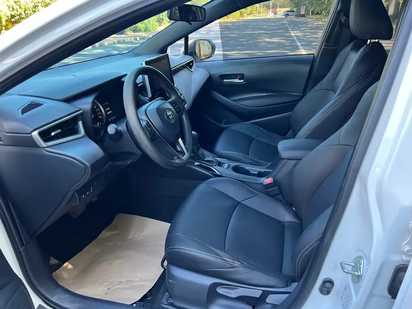 Toyota Levin 2021 185T CVT Luxury Edition — Фото автомобиля 4