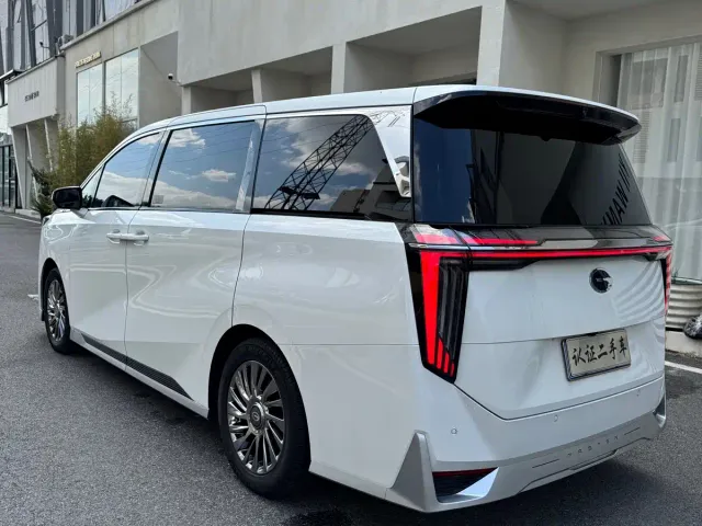 GAC Trumpchi M8 — Фото автомобиля 21