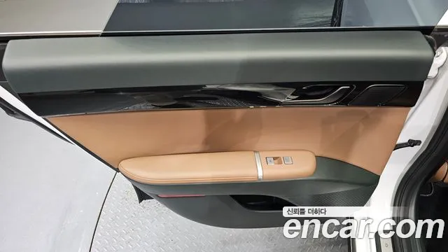 Hyundai Grandeur GN7 — Фото автомобиля 14