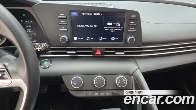Hyundai Avante CN7 — Фото автомобиля 30