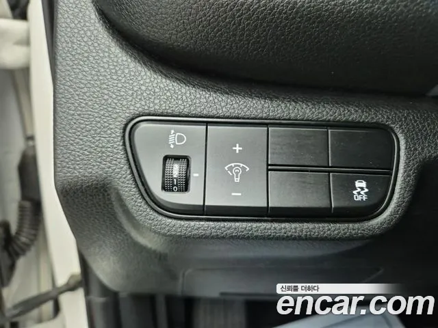 Kia Seltos — Фото автомобиля 16