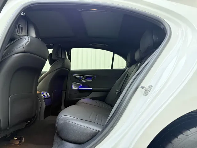 Mercedes-Benz C-Class — Фото автомобиля 5