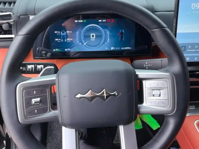 BYD FangChengBao Titanium 7 — Фото автомобиля 15
