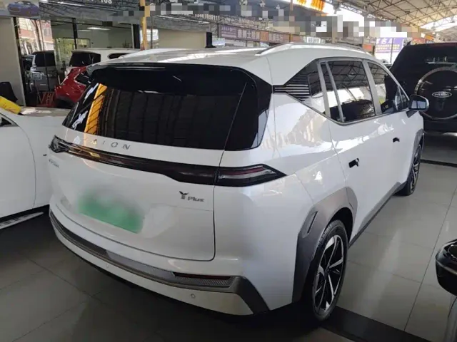 GAC Aion Y — Фото автомобиля 6