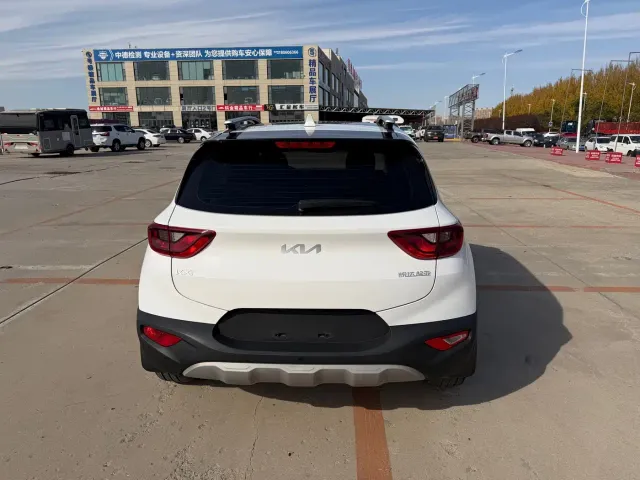Kia KX1 — Фото автомобиля 5