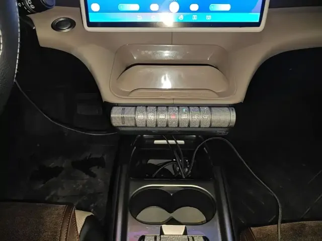 BYD Dolphin — Фото автомобиля 13