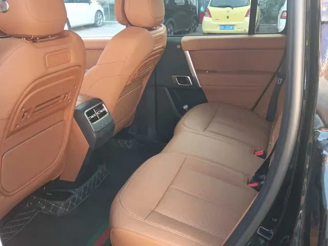 iCAR V27 — Фото автомобиля 5