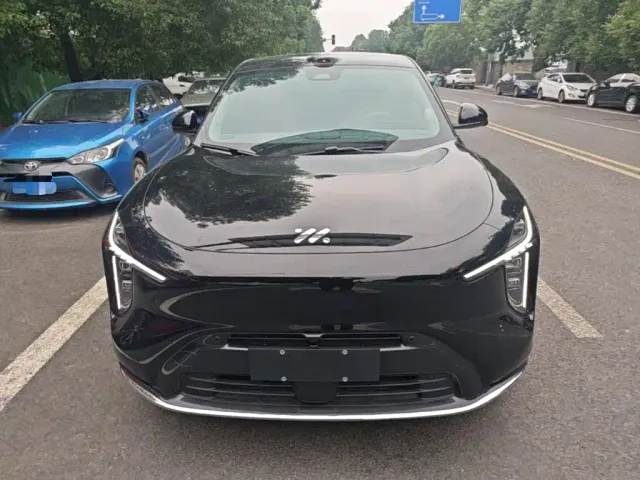 IM Motors LS6 — Фото автомобиля 2