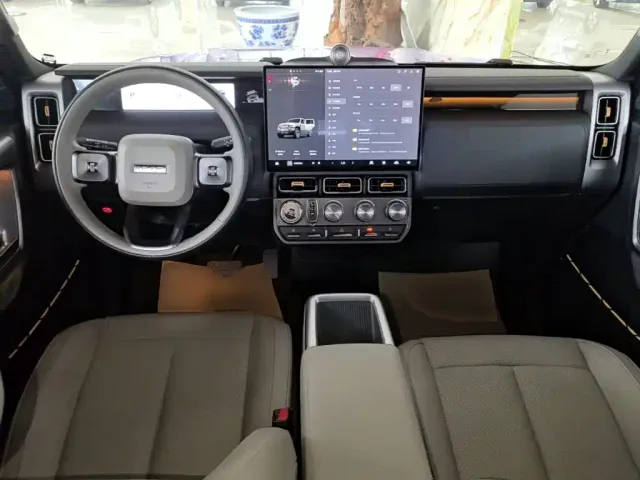 iCAR V23 — Фото автомобиля 9
