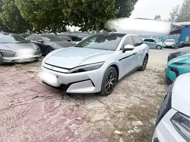 Фотография автомобиля — BYD Han L
