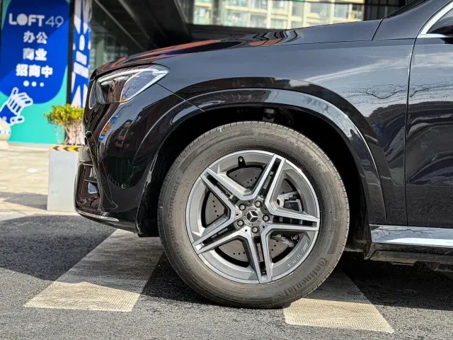 Mercedes-Benz GLE-Class — Фото автомобиля 14