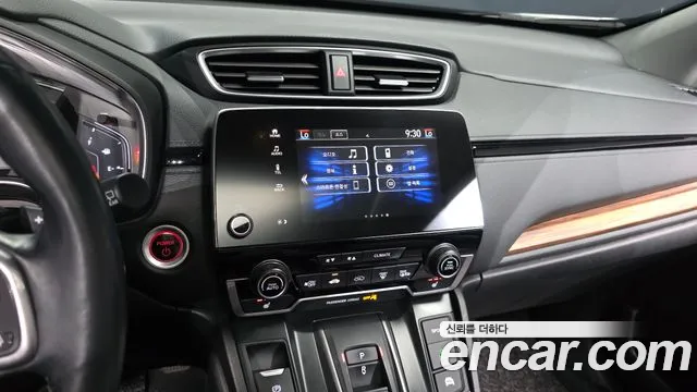 Honda CR-V Generation 5 — Фото автомобиля 14