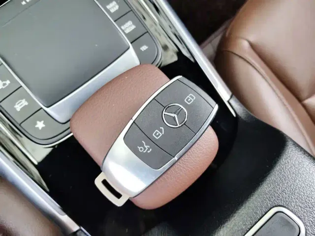 Mercedes-Benz GLB-Class — Фото автомобиля 11