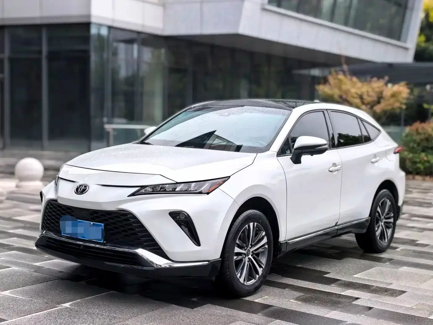 Фотография автомобиля — Toyota Venza