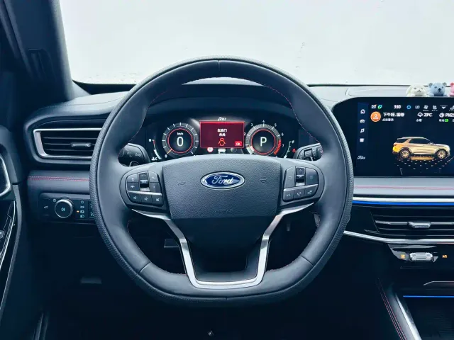 Ford Explorer — Фото автомобиля 10