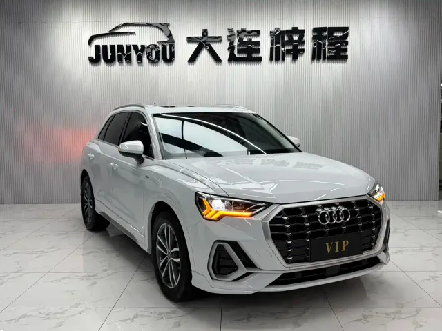 Audi Q3 — Фото автомобиля 3