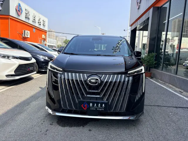 GAC Trumpchi M8 — Фото автомобиля 2