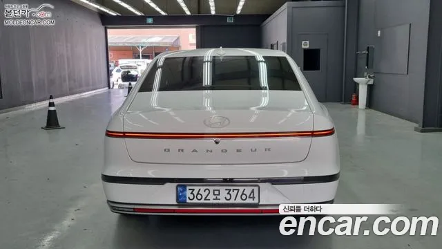 Hyundai Grandeur GN7 — Фото автомобиля 4
