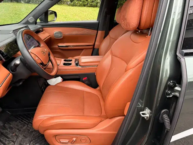 GAC Trumpchi Xiangwang S7 — Фото автомобиля 8