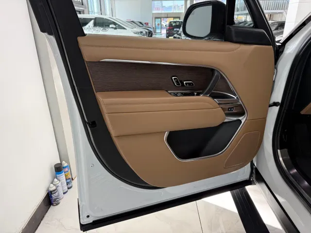 Land Rover Range Rover — Фото автомобиля 5