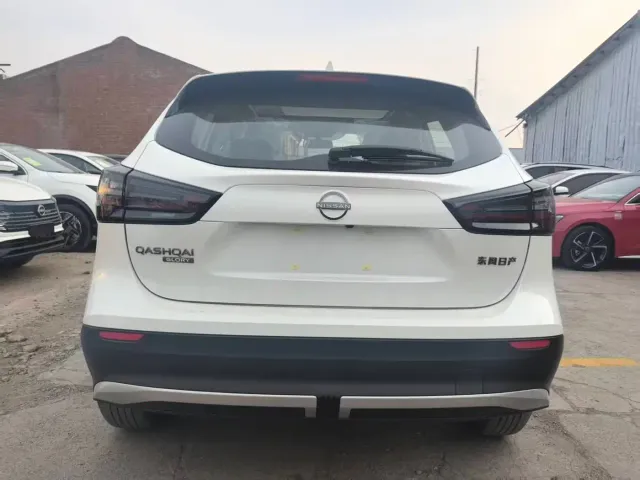 Nissan Qashqai — Фото автомобиля 5