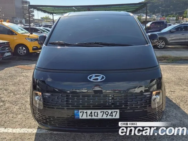 Hyundai Staria — Фото автомобиля 2