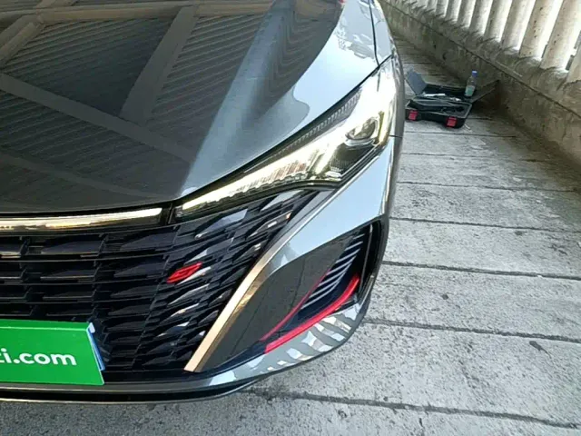 Changan Eado — Фото автомобиля 23