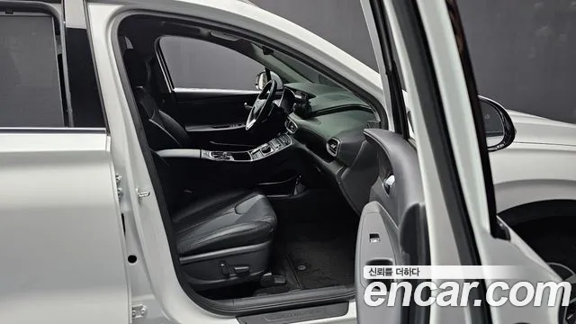 Hyundai Santafe Новый Santa Fe — Фото автомобиля 17