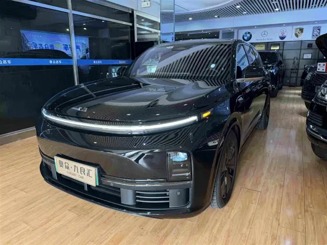 Li Auto L7 — Фото автомобиля 3