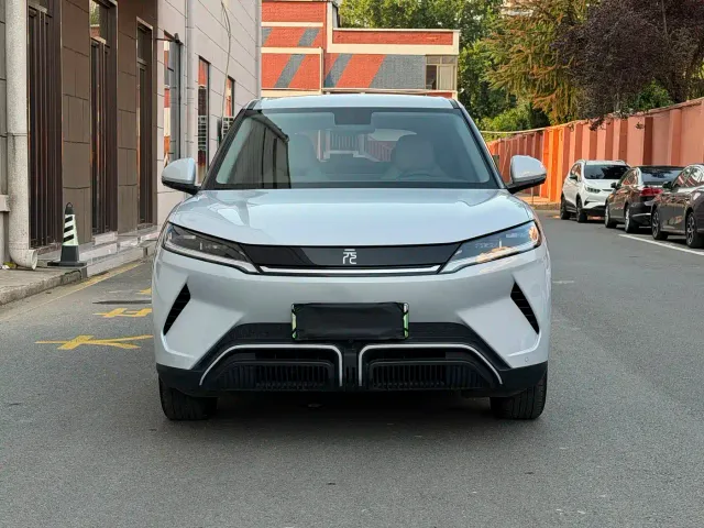 BYD Yuan UP — Фото автомобиля 2