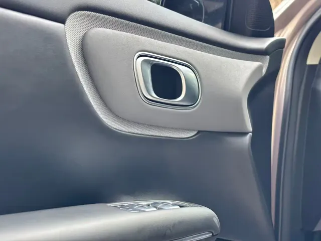 Changan Qiyuan Q05 — Фото автомобиля 9