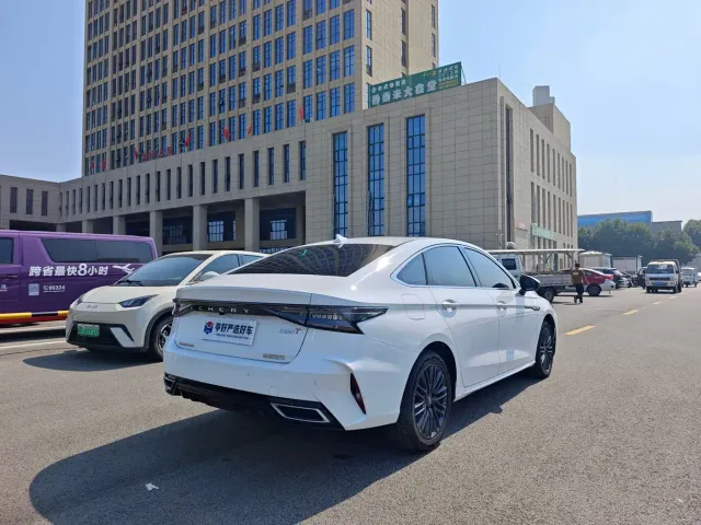 Chery Arrizo 8 — Фото автомобиля 5