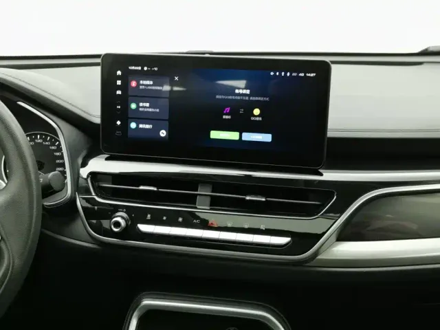 Haval H6 — Фото автомобиля 12