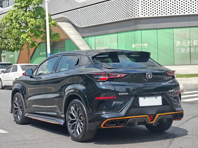 Changan UNI-T — Фото автомобиля 6