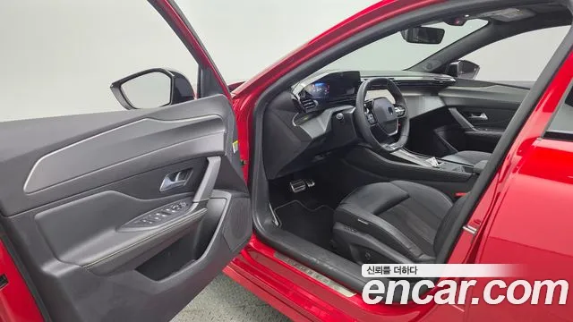 Peugeot 308 — Фото автомобиля 10