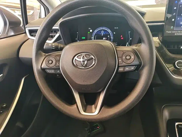 Toyota Corolla — Фото автомобиля 10