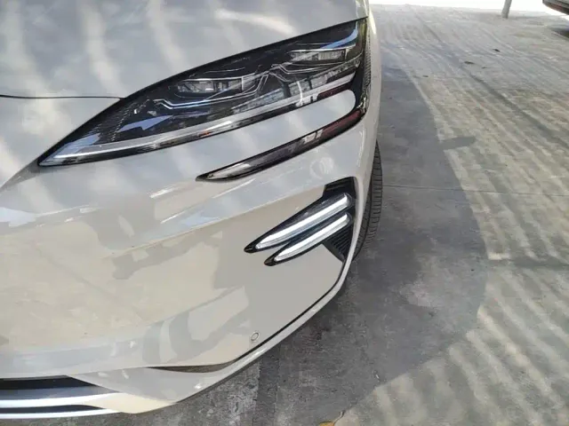 BYD Song PLUS — Фото автомобиля 23