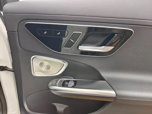 Mercedes-Benz C-Class — Фото автомобиля 22