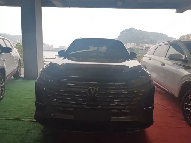 Changan CS75 Plus — Фото автомобиля 2